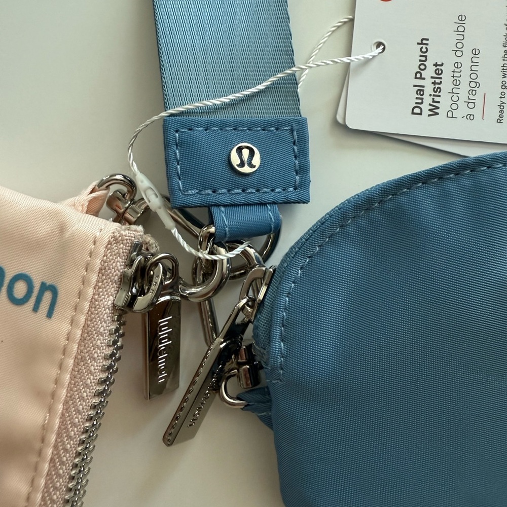 Lululemon dual pouch wristlet - Picture 5 of 6